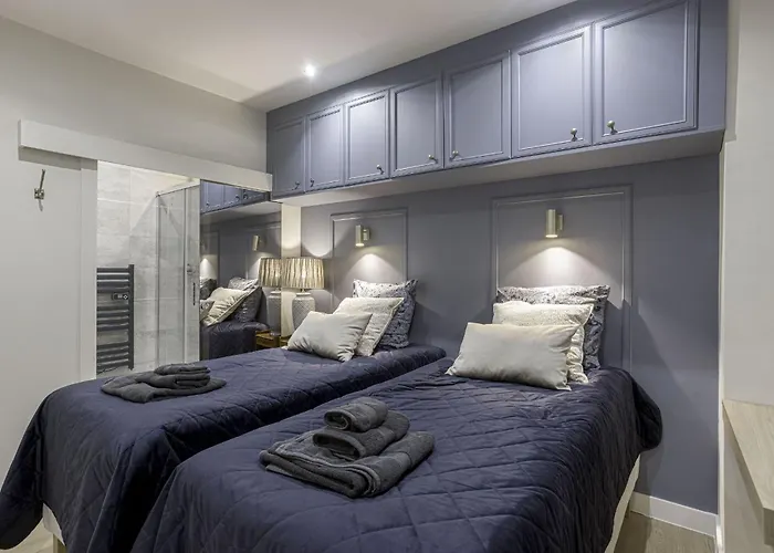 Appartement De Luxe, Meynadier By Halldis