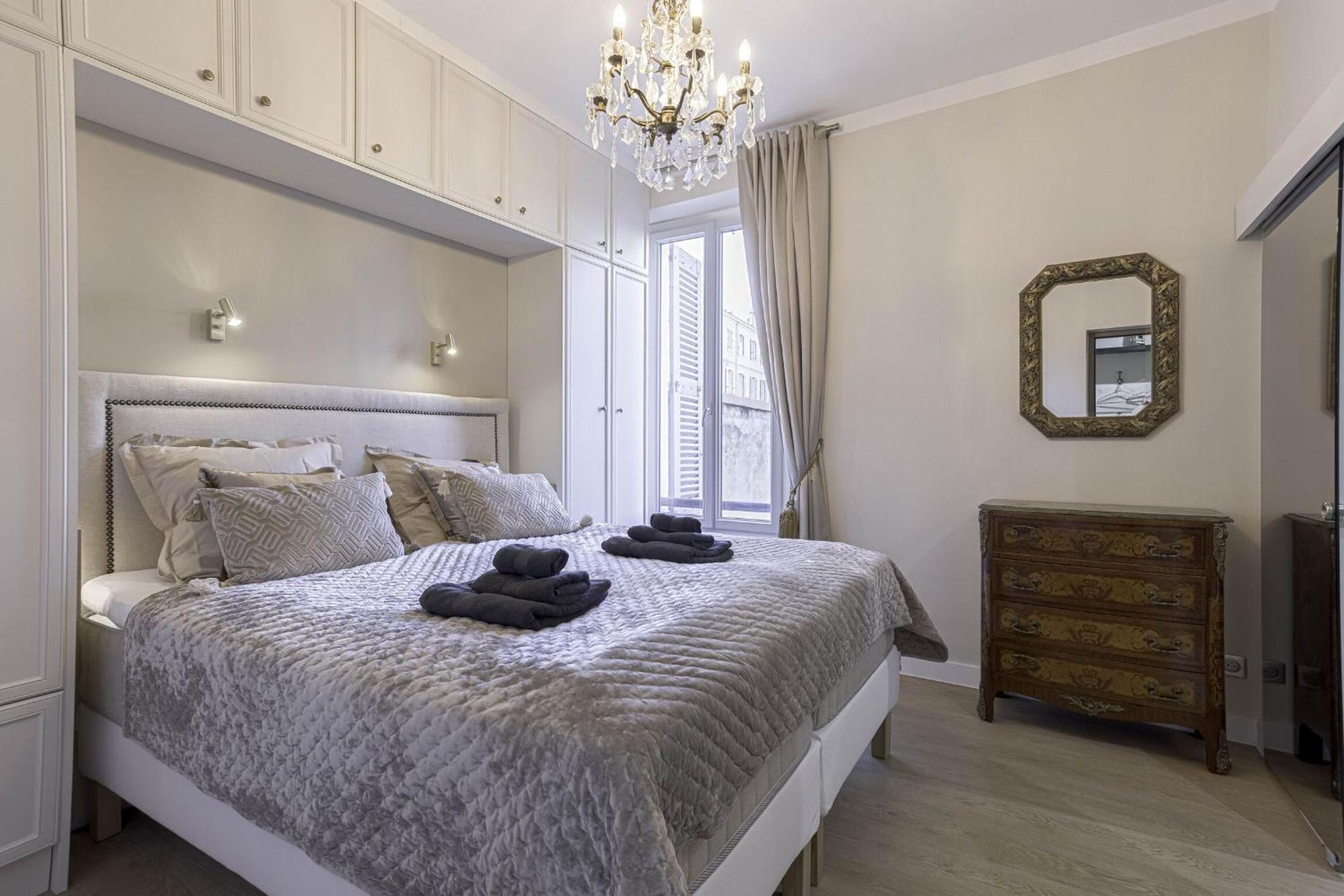 Appartement De Luxe, Meynadier By Halldis Cannes